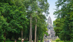 Tourists walking at the Angkor Wat Temple, Siem Reap